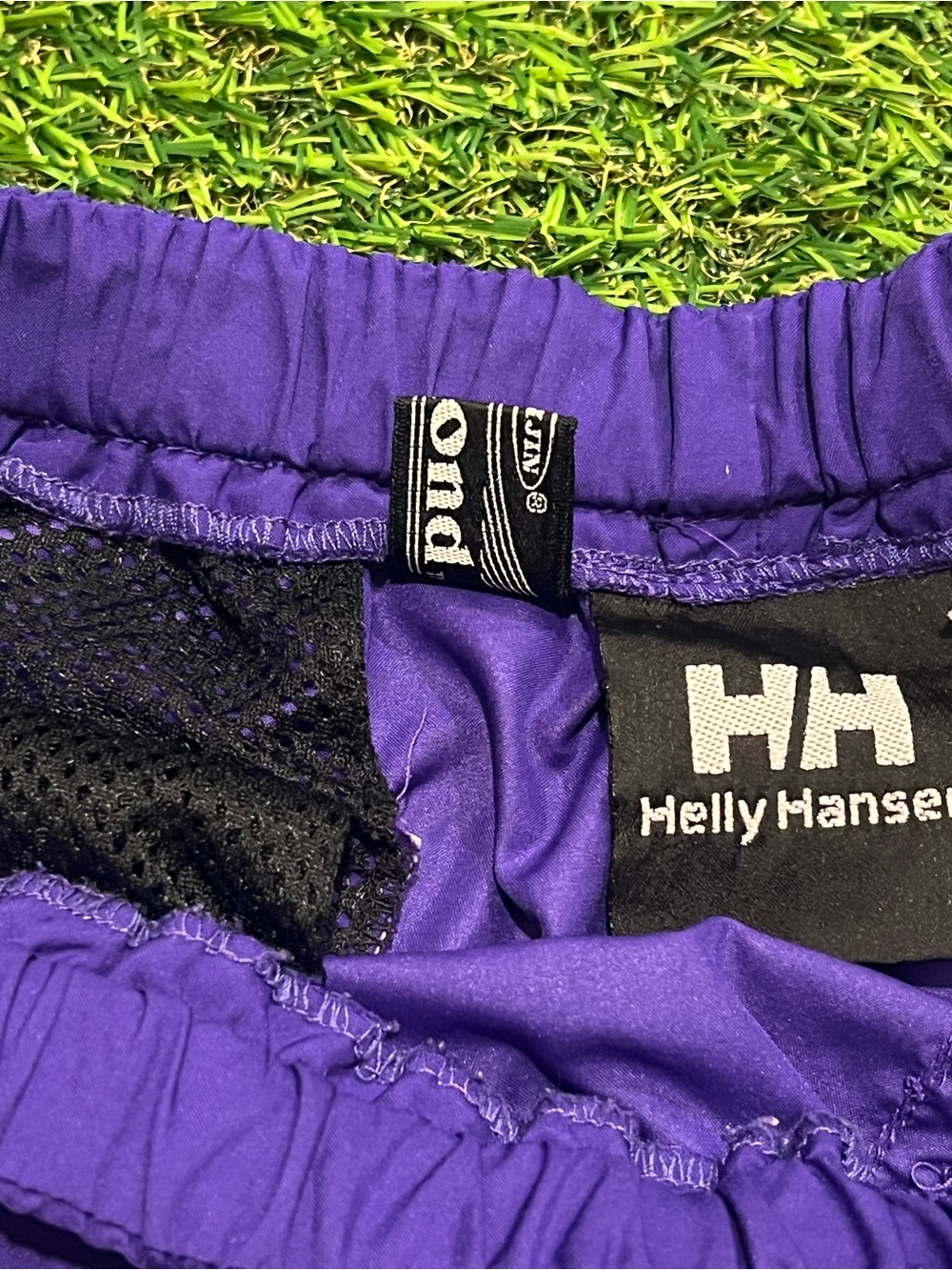 VTG Helly Hansen Nylon Belted Shorts Purple Gorpcore 90s - Picture 6 of 6